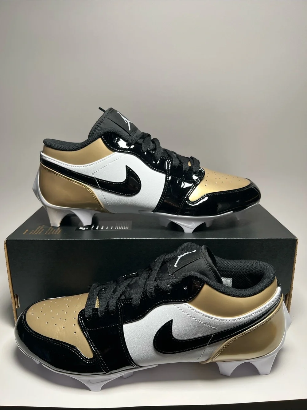 Nike Air Jordan 1 Low Football Cleat FJ6245-701 White Gold Black Mens Size 11.5